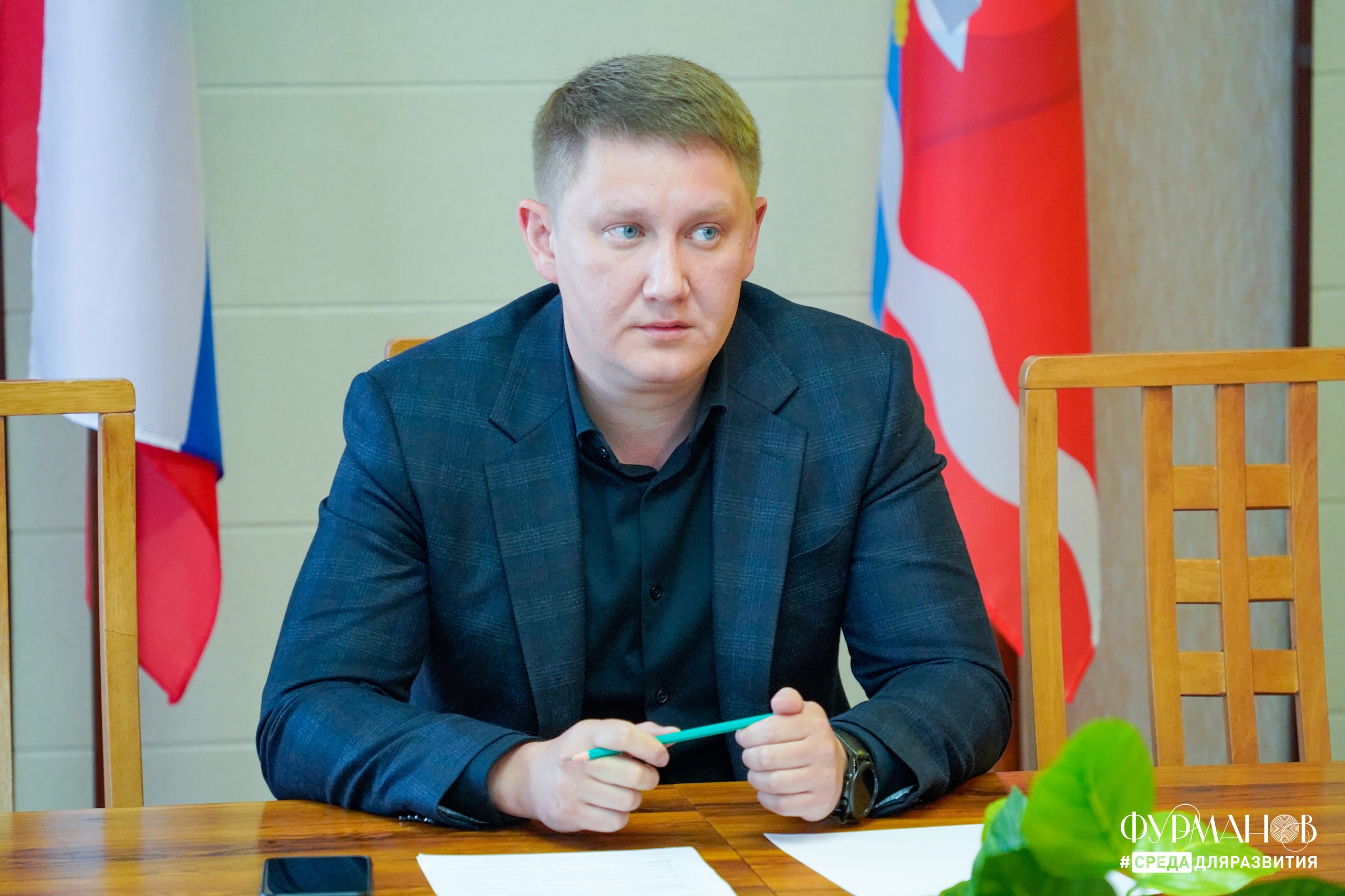 17 июня глава Фурмановского района Павел Колесников провёл рабочее совещание с заместителями и начальниками отделов администрации района, а также руководителями подведомственных учреждений..